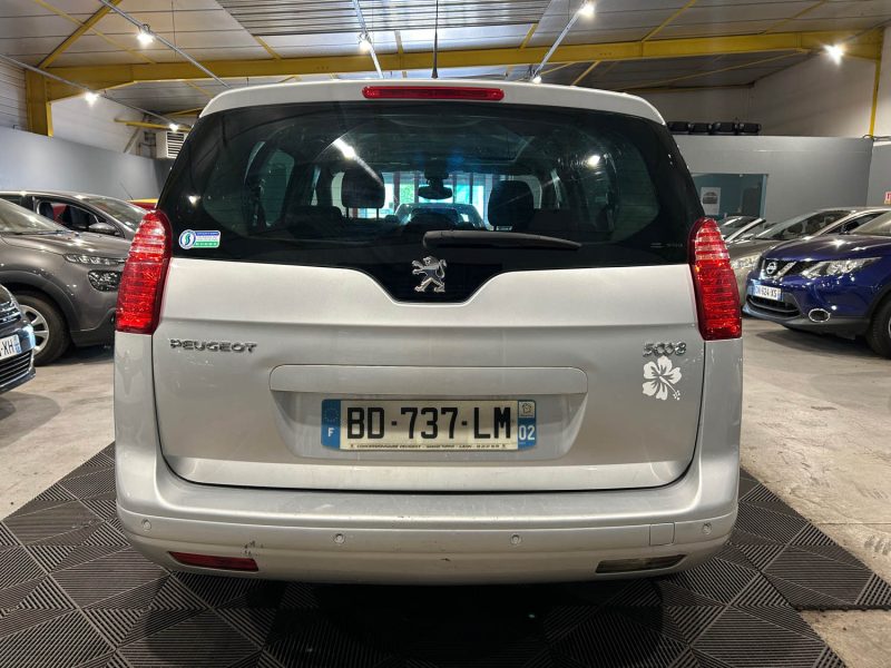 PEUGEOT 5008 2.0 HDI 150CH 