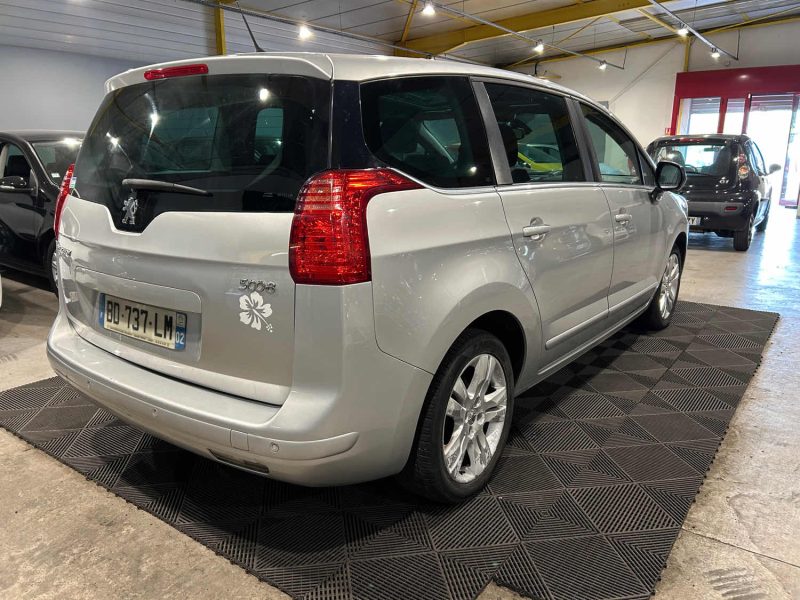 PEUGEOT 5008 2.0 HDI 150CH 