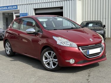 PEUGEOT 208 1.6 VTI 120 ALLURE 2013