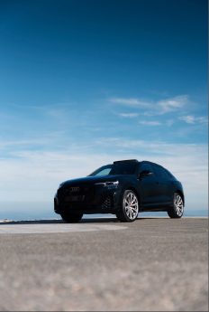 AUDI Q8 60 TFSI-E 490 COMPETITION QUATTRO S LINE TIPTRONIC 
