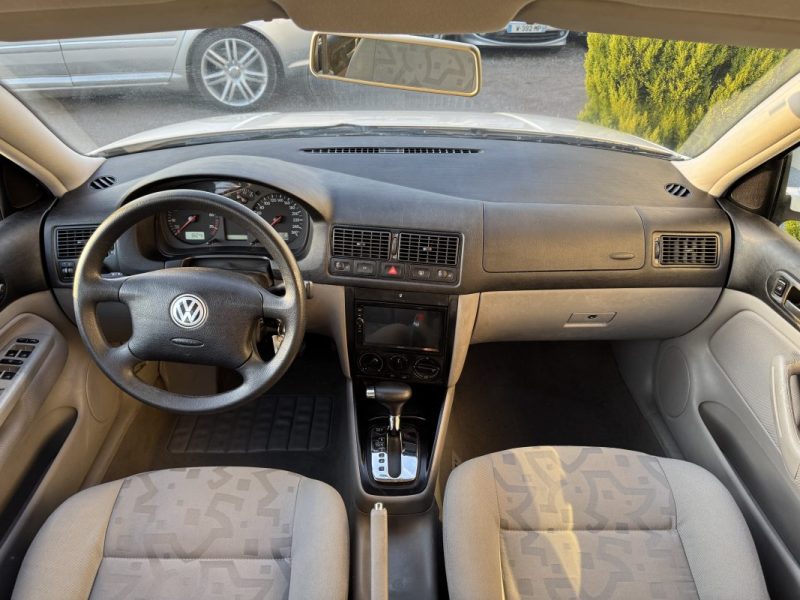 VOLKSWAGEN GOLF IV 1.6 ESSENCE BVA GARANTIE