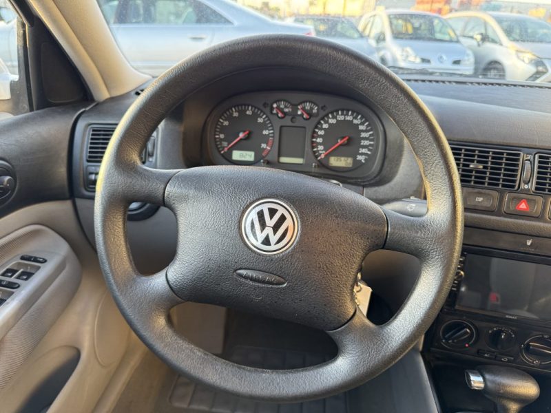 VOLKSWAGEN GOLF IV 1.6 ESSENCE BVA GARANTIE