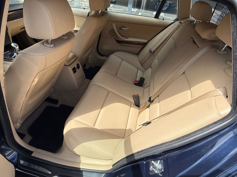 BMW 318D TOURING 2.0D 143cv PACK LUXE - GPS/CUIR/ATTELAGE