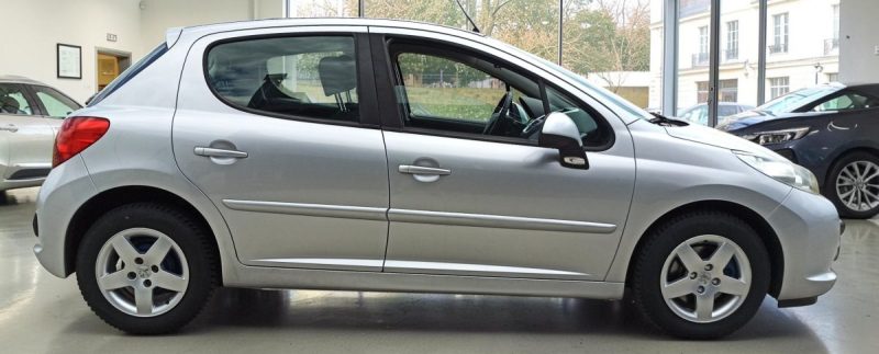 PEUGEOT 207 1.4 5PORTES 1ER MAIN GARANTIE 6MOIS