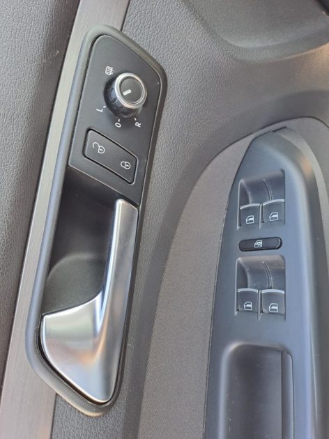 VW GOLF TOURAN (1T3)  2012