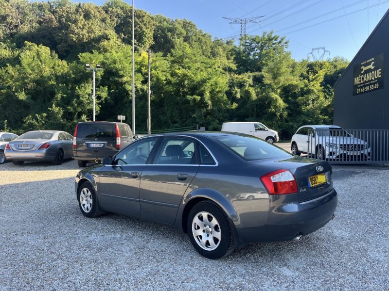 AUDI A4 1.8T Turbo 150 CH BELINE