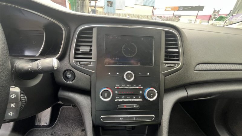 RENAULT MEGANE IV 1.3 TCE 140 CV  BOITE AUTOMATIQUE 2020