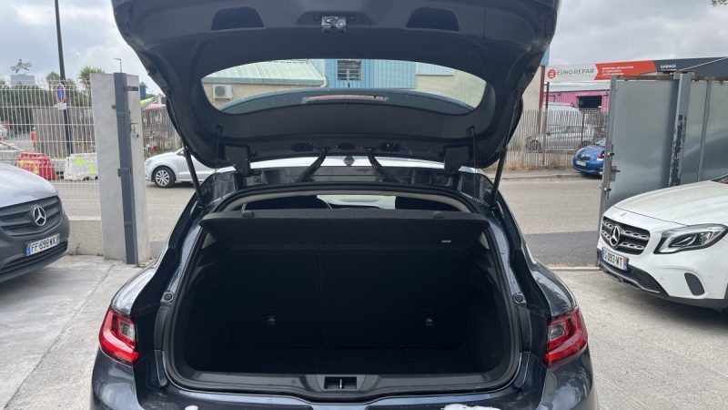 RENAULT MEGANE IV 1.3 TCE 140 CV  BOITE AUTOMATIQUE 2020