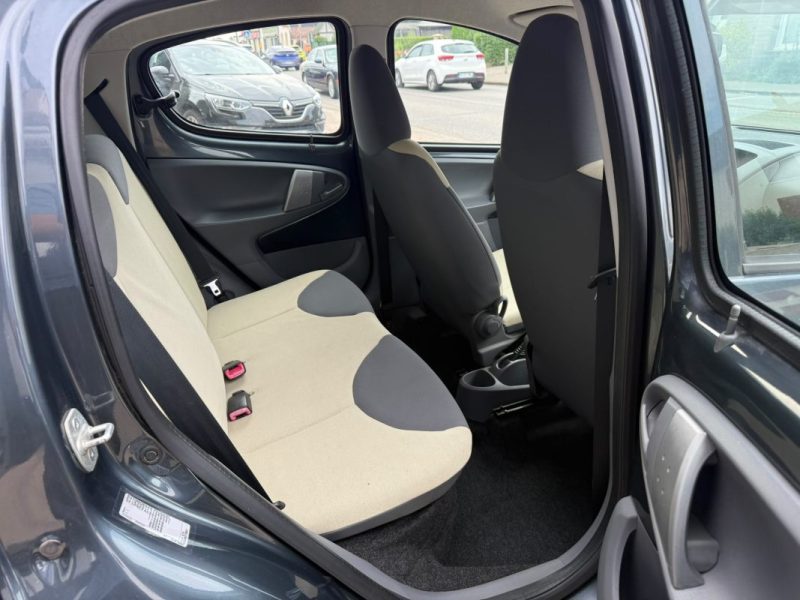 Peugeot 107 1.0E 12V 68Ch Urban