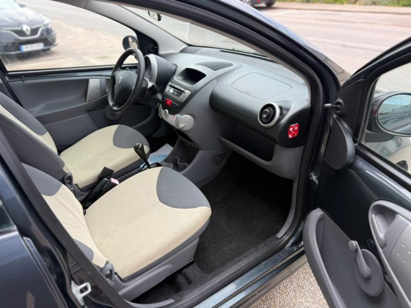 Peugeot 107 1.0E 12V 68Ch Urban