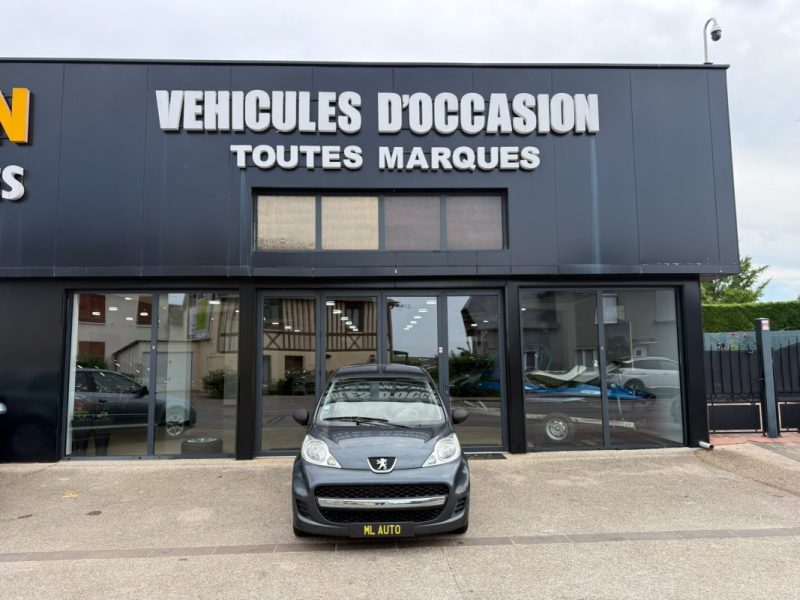 Peugeot 107 1.0E 12V 68Ch Urban