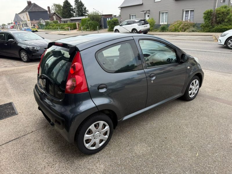 Peugeot 107 1.0E 12V 68Ch Urban