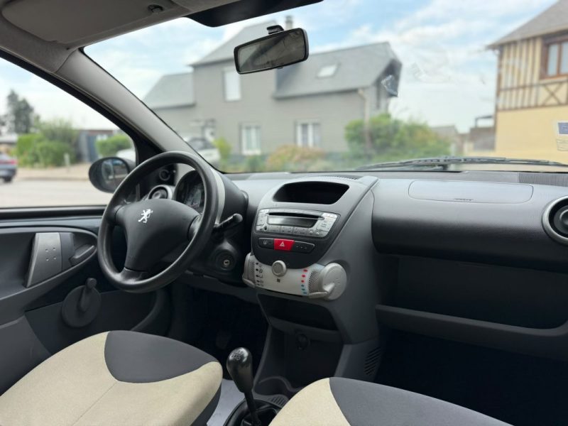 Peugeot 107 1.0E 12V 68Ch Urban