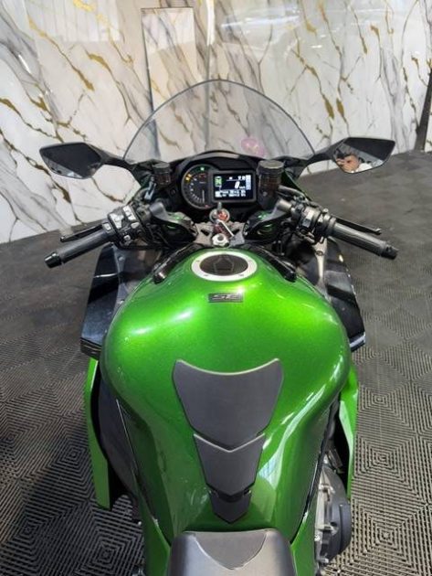 KAWASAKI NINJA H2 SX 2018 SE - 63 869Kms - Ligne AKRAPOVIC - Premier Main - SUIVIT COMPLET