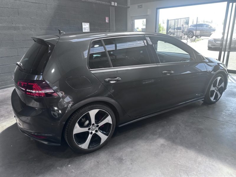 VOLKSWAGEN GOLF VII GOLF GTI 2.0 TSI 220 DSG 2016