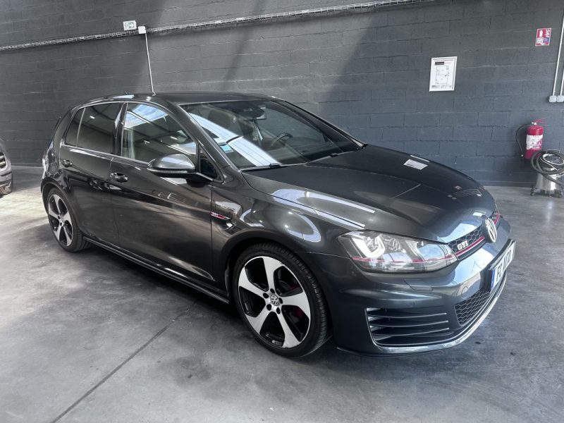 VOLKSWAGEN GOLF VII GOLF GTI 2.0 TSI 220 DSG 2016