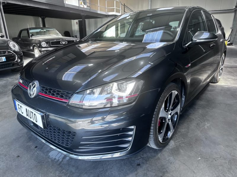 VOLKSWAGEN GOLF VII GOLF GTI 2.0 TSI 220 DSG 2016