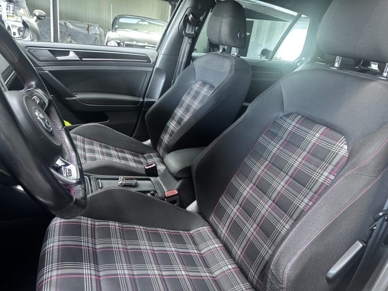 VOLKSWAGEN GOLF VII GOLF GTI 2.0 TSI 220 DSG 2016