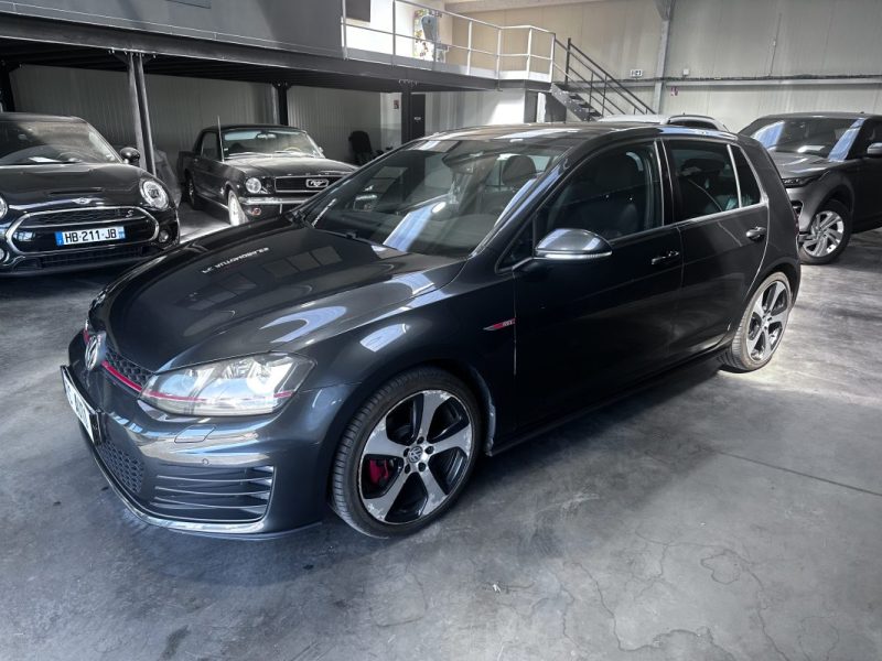 VOLKSWAGEN GOLF VII GOLF GTI 2.0 TSI 220 DSG 2016