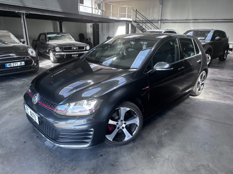 VOLKSWAGEN GOLF VII GOLF GTI 2.0 TSI 220 DSG 2016