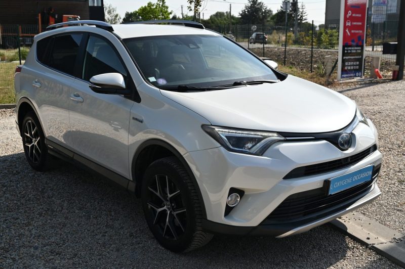 TOYOTA RAV4 HYBRIDE 197H 2WD DESIGN 01/2016