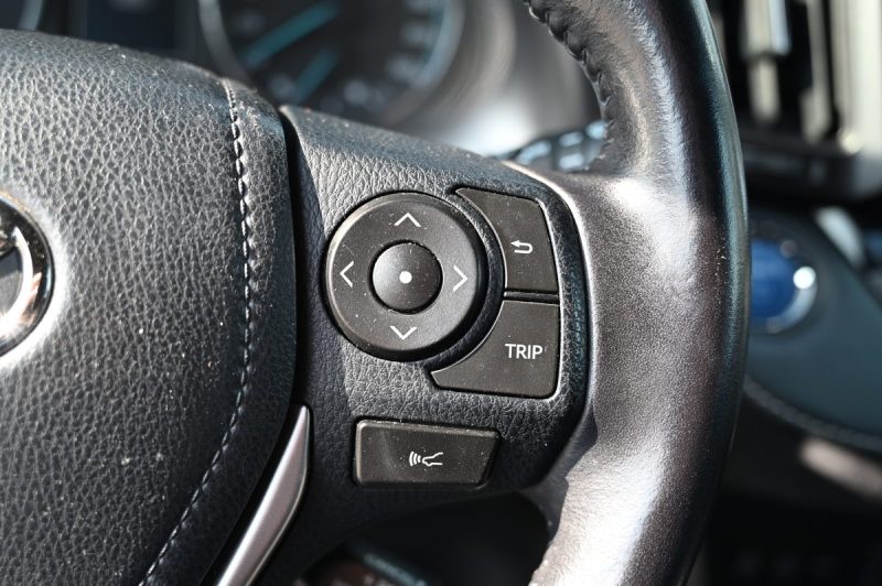 TOYOTA RAV4 HYBRIDE 197H 2WD DESIGN 01/2016