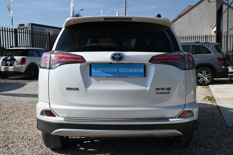 TOYOTA RAV4 HYBRIDE 197H 2WD DESIGN 01/2016