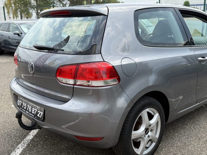 Volkswagen Golf 1.6 TDI 105ch BlueMotion Confortline Garantie 6 Mois