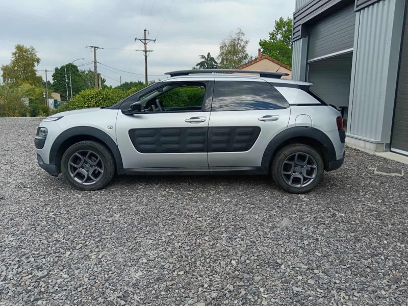 CITROEN C4 CACTUS 1.6 BLUE HDI 100 FEEL / DISTRIBUTION NEUVE