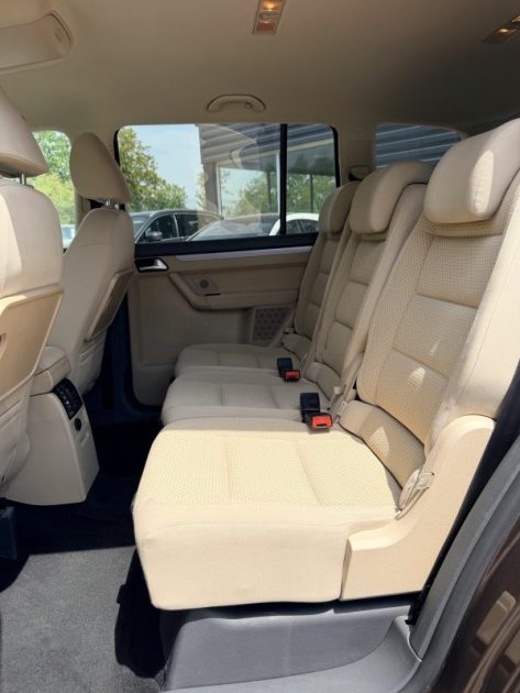 VOLKSWAGEN  TOURAN 1.6 TDI 105 CH CONFORTLINE 2010