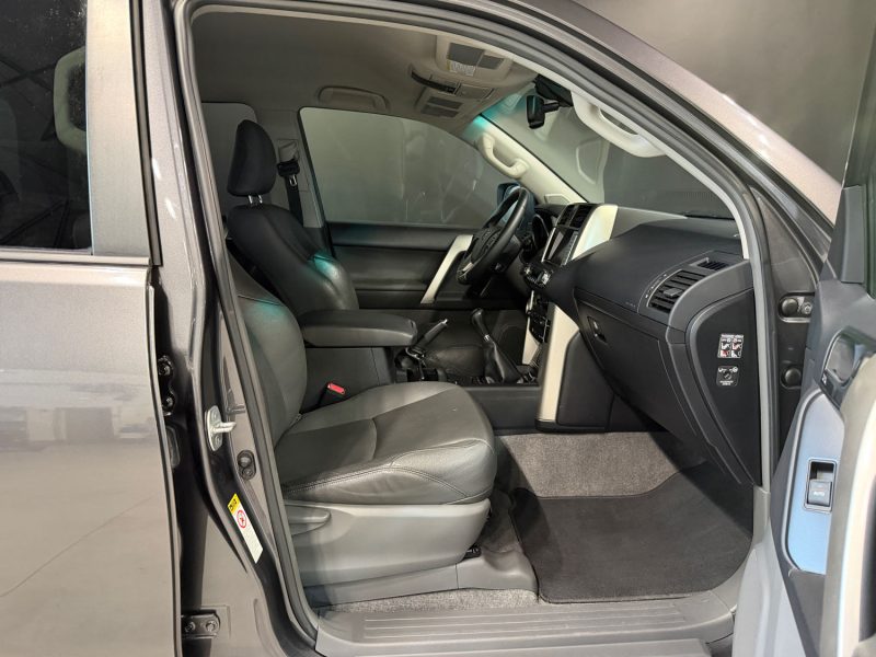 TOYOTA LAND CRUISER 3.0 D-4D 2010