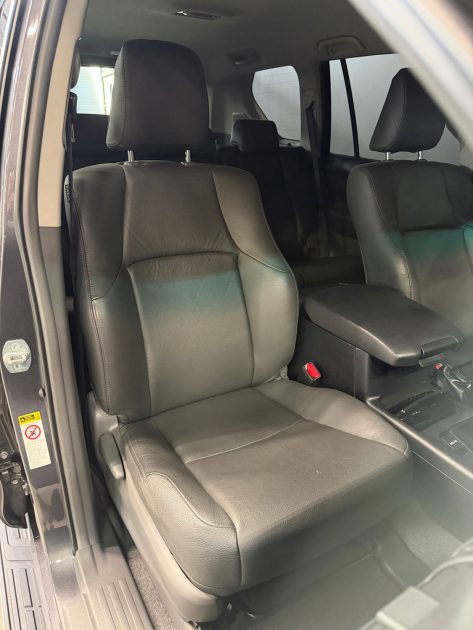TOYOTA LAND CRUISER 3.0 D-4D 2010