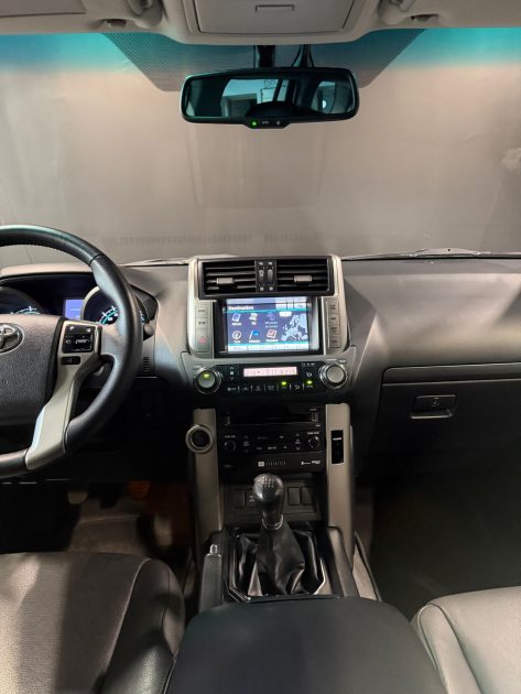 TOYOTA LAND CRUISER 3.0 D-4D 2010