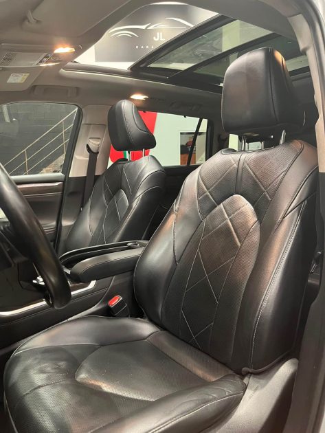 MAGNIFIQUE TOYOTA HIGHLANDER 4X4 7 PLACES 2.5 HYBRID 248CH (TOIT OUVRANT, CARPLAY, CAMÉRA 360)
