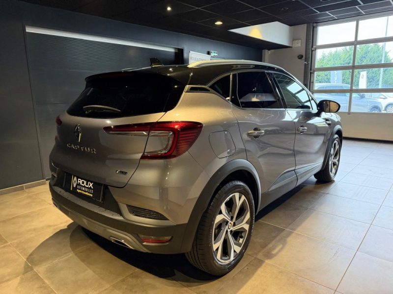 RENAULT CAPTUR RS LINE MILD HYBRID 160 EDC / BOSE 