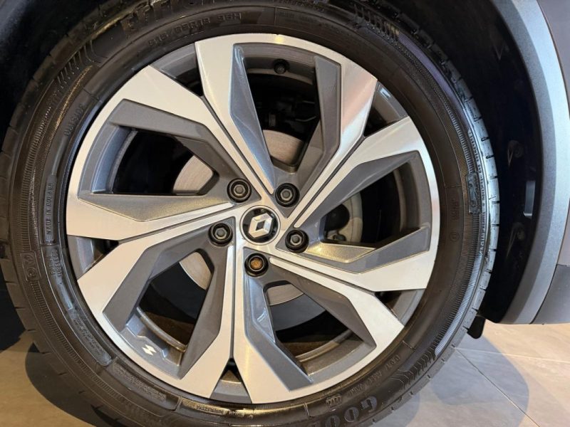 RENAULT CAPTUR RS LINE MILD HYBRID 160 EDC / BOSE 