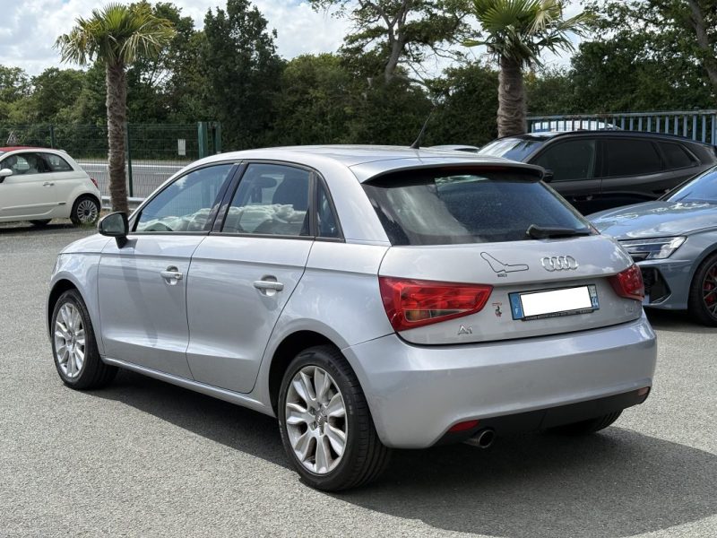 AUDI A1 SB 1.6 TDI 90 ATTRACTION S TRONIC 2014