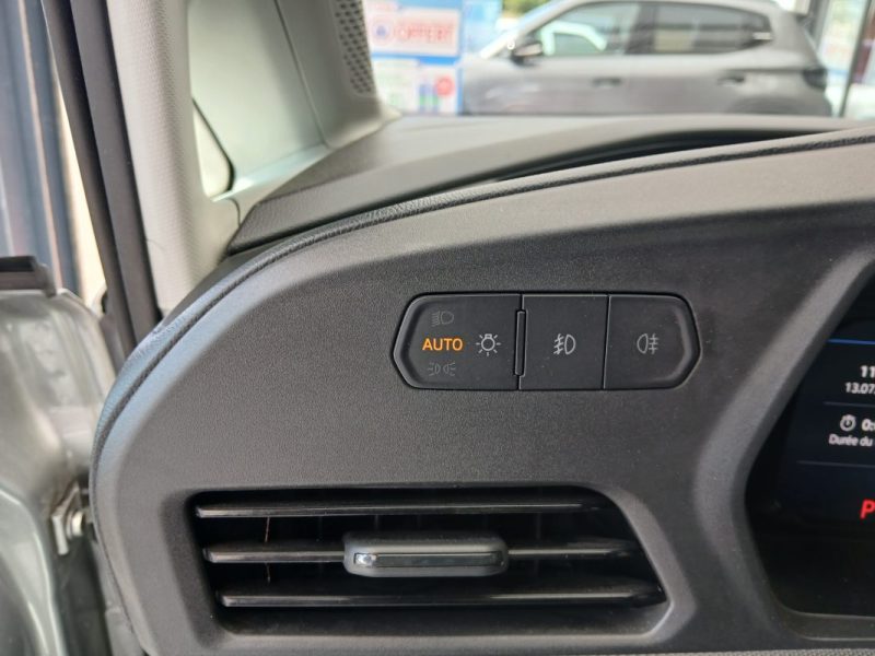 FORD TRANSIT CONNECT L2 2.0 ECOBLUE 122 CV FLEXCAB ACTIVE BVA7 2025