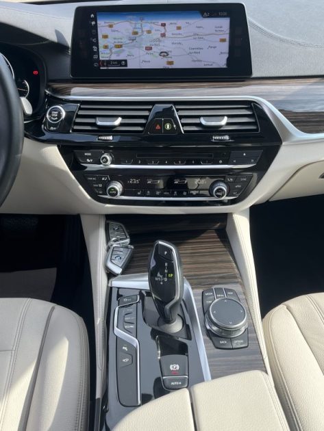 BMW Serie 5 520d G30 xDrive 190ch LuxuryLine BVA8