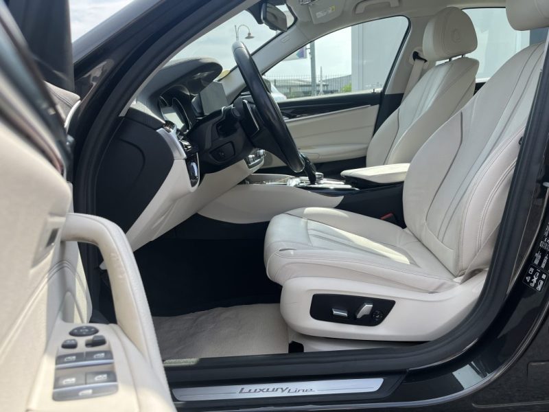 BMW Serie 5 520d G30 xDrive 190ch LuxuryLine BVA8