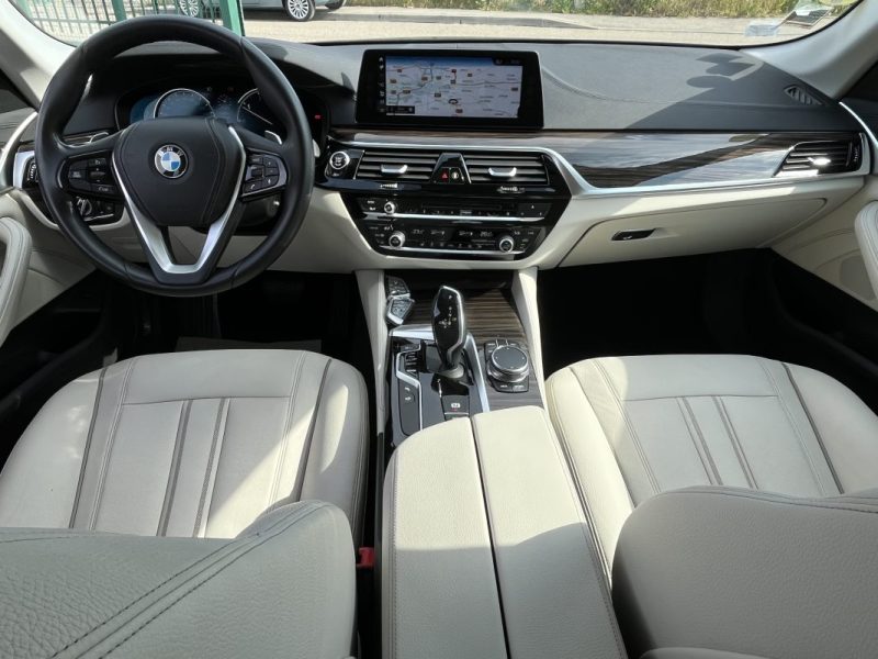 BMW Serie 5 520d G30 xDrive 190ch LuxuryLine BVA8