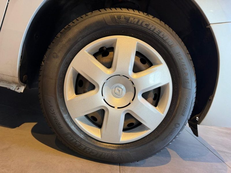 RENAULT KANGOO II 1.5 DCI 90 INTENS / SUIVI RENAULT  