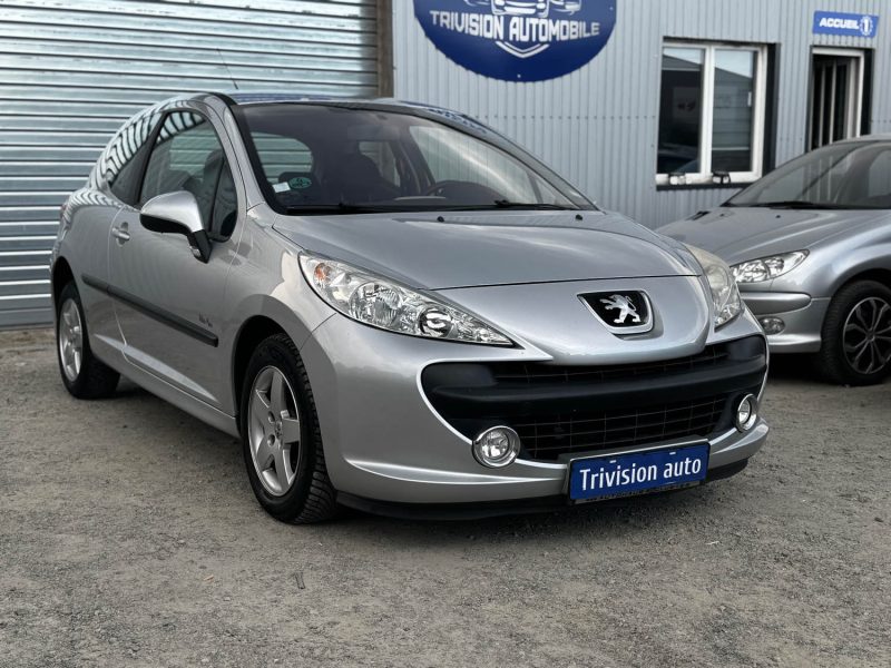 PEUGEOT 207 1.4 75 CH URBAN MOVE 