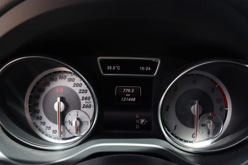 MERCEDES CLA SHOOTING BRAKE 200 CDI SENSATION 7G-DCT