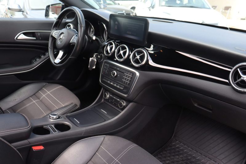 MERCEDES CLA SHOOTING BRAKE 200 CDI SENSATION 7G-DCT