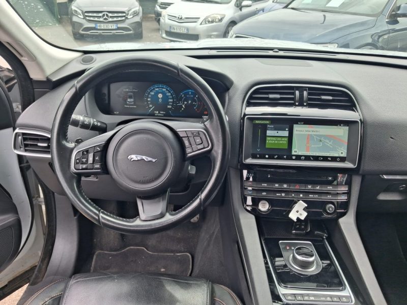 JAGUAR F-PACE 2.0 D 180 CV AWD PORTFOLIO VIRTUAL COCKPIT CUIR 
