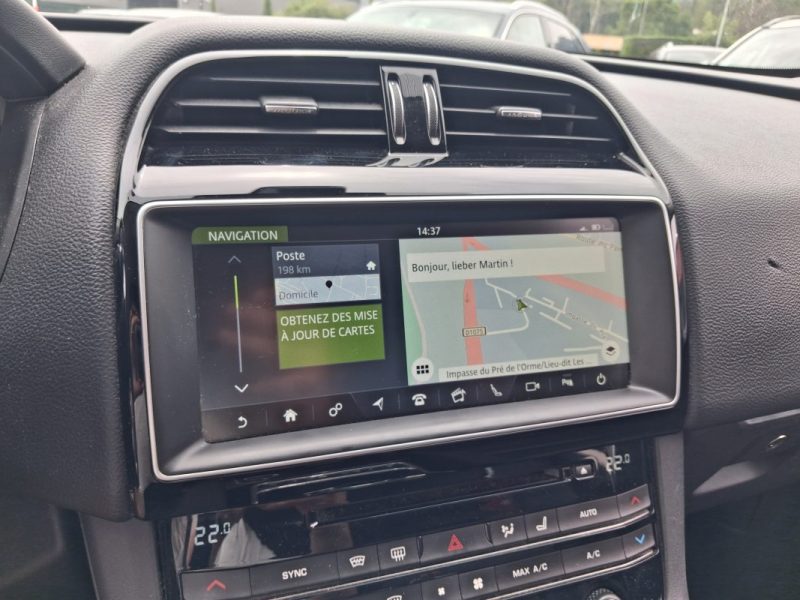 JAGUAR F-PACE 2.0 D 180 CV AWD PORTFOLIO VIRTUAL COCKPIT CUIR 
