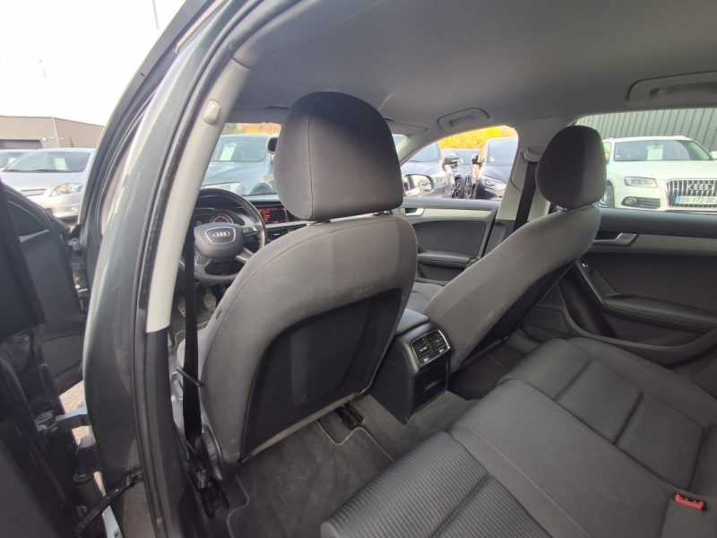 AUDI A4 2.0 TDI 136 CV ATTRACTION CLIM BI ZONE SUIVIE D'ENTRETIEN 