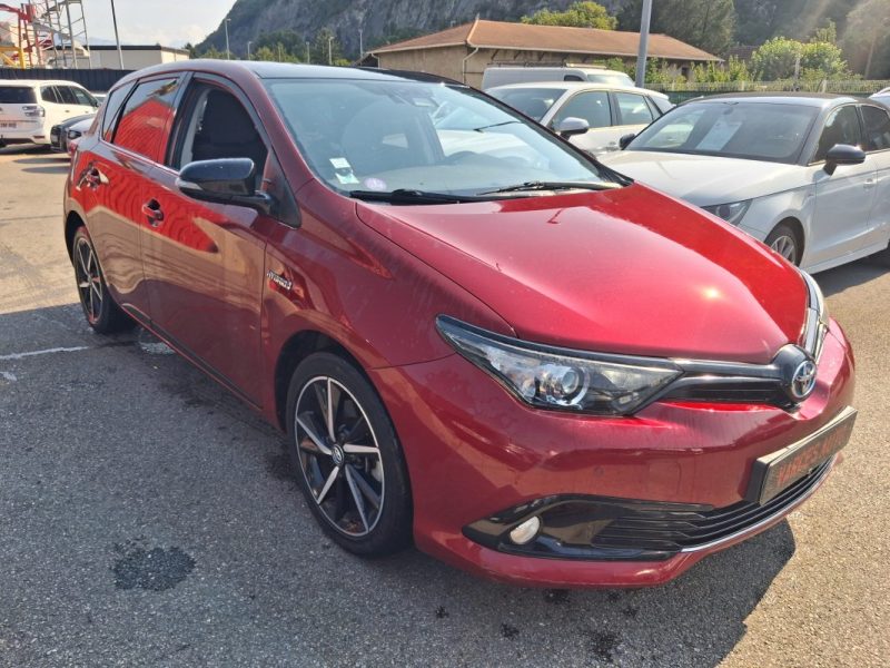 TOYOTA AURIS 136H COLLECTION ENTRETIEN TOYOTA DISPO 