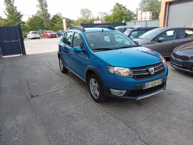 DACIA SANDERO TCE 90 STEPWAY AMBIANCE 2014